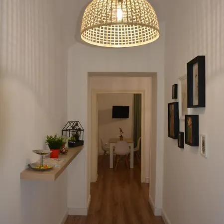 Mirhome Apartmán *